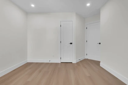 Entry Foyer Photo of 2943 Sidoni Place, Abbotsford, BC