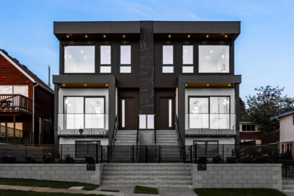 2 10 N Hythe Avenue, Burnaby, BC, Burnaby — Half Duplex for sale