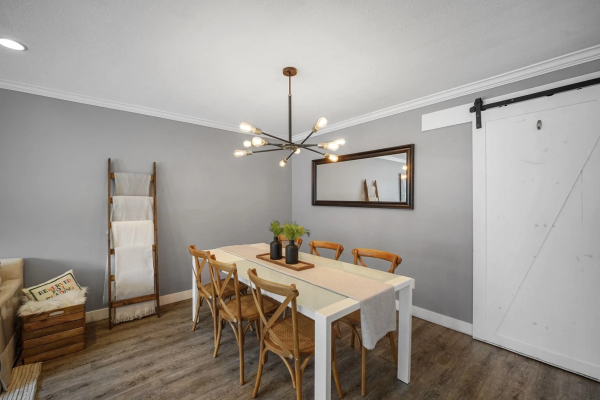 Dining Area Photo of 2426 Wayburne Crescent, Langley, BC