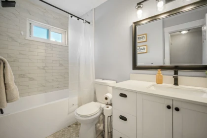 Laundry Room Photo of 2426 Wayburne Crescent, Langley, BC