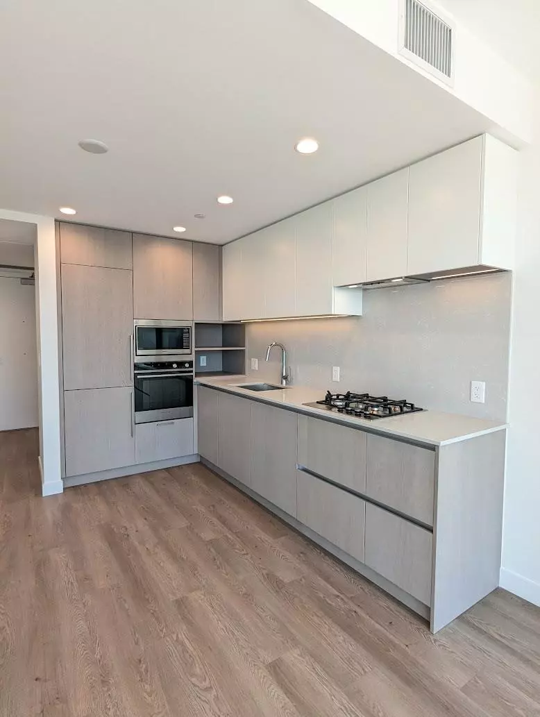 Living Room Photo of 1408 5685 Halley Avenue, Burnaby, BC