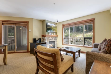 214G1 4653 Blackcomb Way, Whistler, BC, Whistler — Apartment/Condo for sale