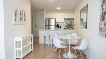 806 1330 Burrard Street, Vancouver, BC, Vancouver — Apartment/Condo for sale