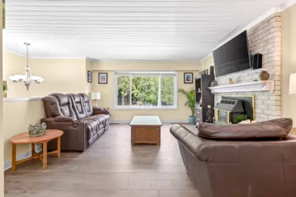 Breakfast Nook Photo of 12115 Blakely Road, Pitt Meadows, BC