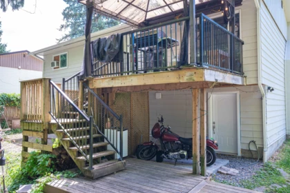 Garden / Landscaping Photo of 19745 38a Avenue, Langley, BC