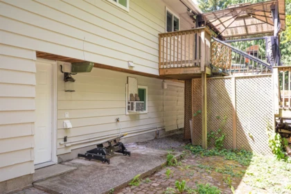 Hot Tub / Spa Photo of 19745 38a Avenue, Langley, BC