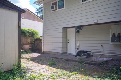 Swimming Pool Photo of 19745 38a Avenue, Langley, BC