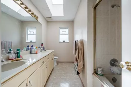 Walk-In Closet Photo of 6565 122 Street, Surrey, BC