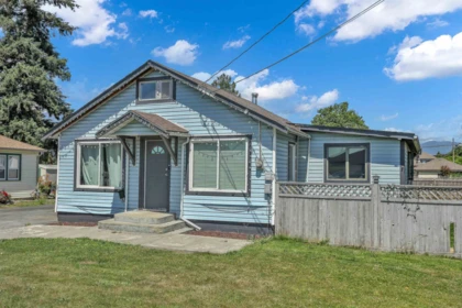46045 Fifth Avenue, Chilliwack, BC, Chilliwack — Single Family Residence for sale