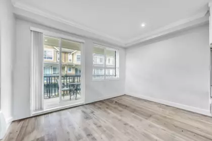 Breakfast Nook Photo of 28 430 Duncan Street, New Westminster, BC