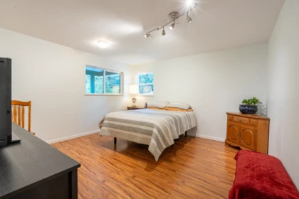 Office / Den Photo of 2562 Miles Road, Roberts Creek, BC