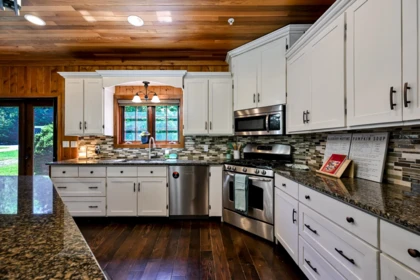 11267 Palmer Rolph Street, Maple Ridge, BC, Maple Ridge — Single Family Residence for sale