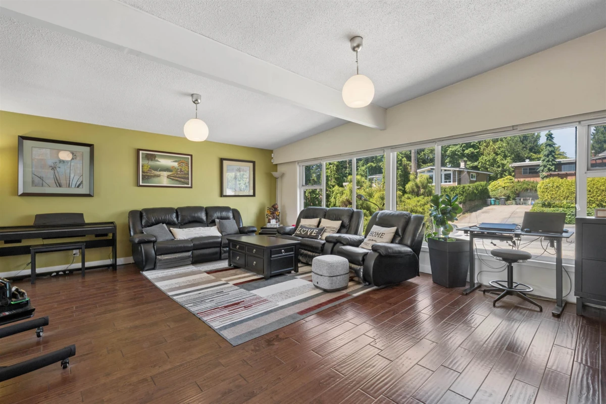 Family Room Photo of 87 Mundy Street, Coquitlam, BC