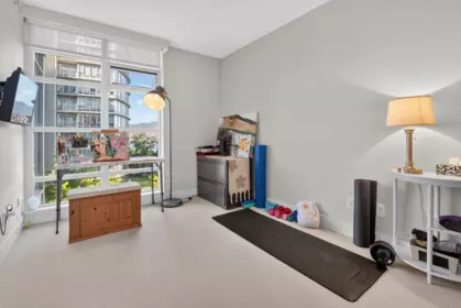 Hot Tub / Spa Photo of 702 1205 W Hastings Street, Vancouver, BC