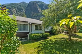 19834 Peter Street, Hope, BC