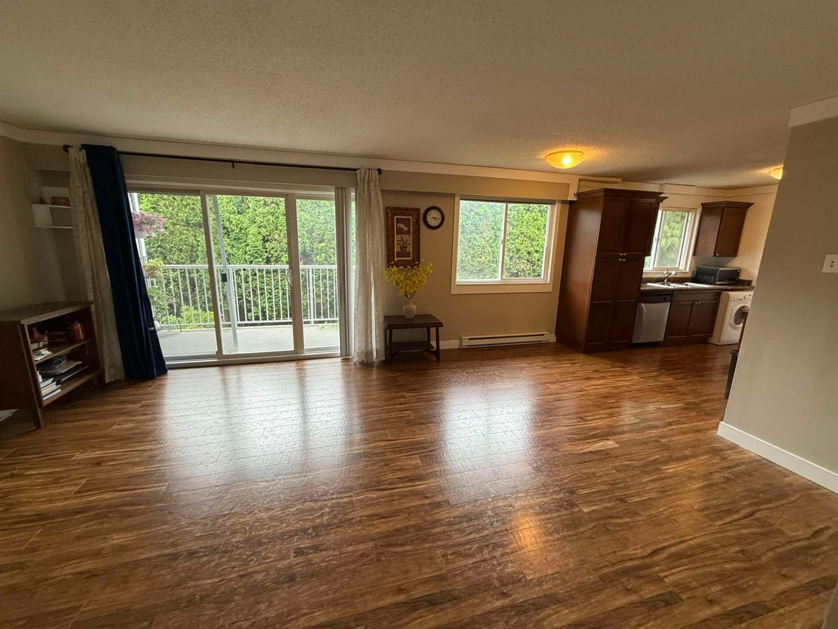 Dining Area Photo of 8 33900 Mayfair Avenue, Abbotsford, BC