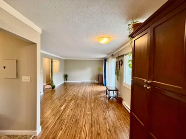Guest Bathroom Photo of 8 33900 Mayfair Avenue, Abbotsford, BC
