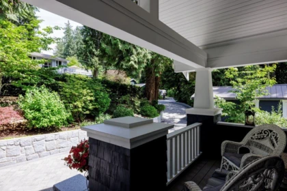 Front Yard Photo of 461 E St. James Road, North Vancouver, BC