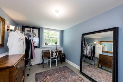 Hallway Photo of 461 E St. James Road, North Vancouver, BC