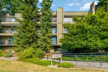 Staircase Photo of 206 10468 148 Street, Surrey, BC