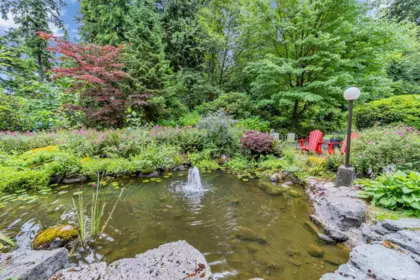 Front Yard Photo of 604 1500 Ostler Court, North Vancouver, BC