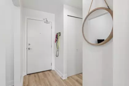 312 733 W 3rd Street, North Vancouver, BC, North Vancouver — Apartment/Condo for sale
