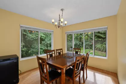 Kitchen Island Photo of 3381 William Avenue, Vancouver, BC