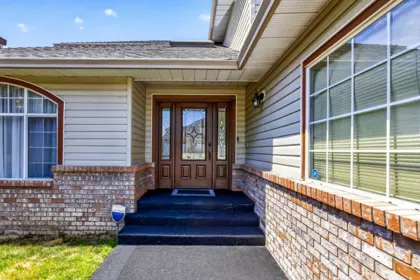 Front Yard Photo of 11845 190th Street, Pitt Meadows, BC