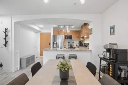 Breakfast Nook Photo of 202 3082 Dayanee Springs Boulevard, Coquitlam, BC