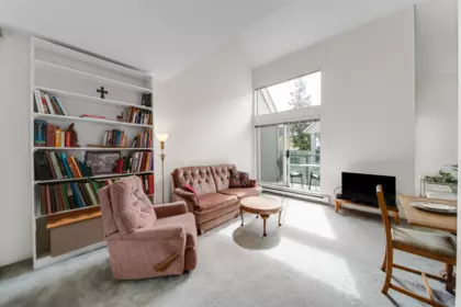 Breakfast Nook Photo of 315 1510 Nelson Street, Vancouver, BC