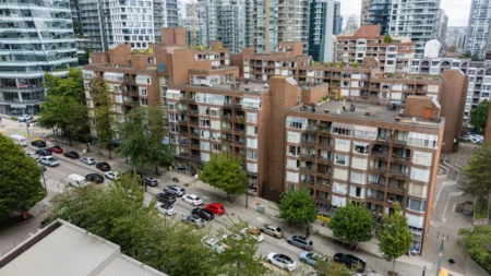 304 1330 Burrard Street, Vancouver, BC, Vancouver — Apartment/Condo for sale