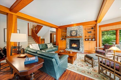 9583 Emerald Drive, Whistler, BC, Whistler — Single Family Residence for sale