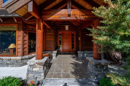 9583 Emerald Drive, Whistler, BC, Whistler — Single Family Residence for sale