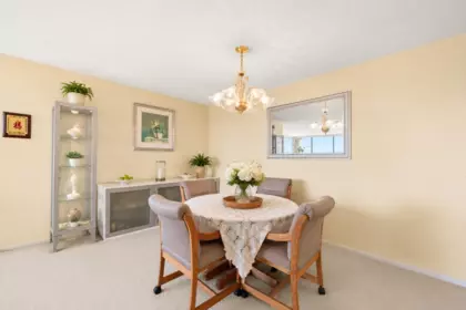 804 8831 Lansdowne Road, Richmond, BC, Richmond — Apartment/Condo for sale