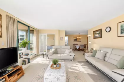804 8831 Lansdowne Road, Richmond, BC, Richmond — Apartment/Condo for sale