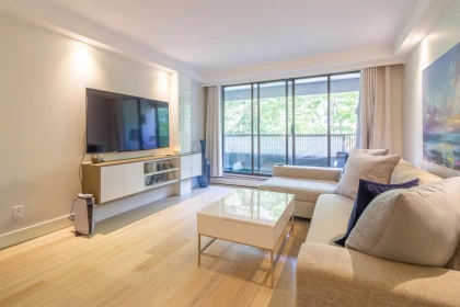402 4134 Maywood Street, Burnaby, BC, Burnaby — Apartment/Condo for sale