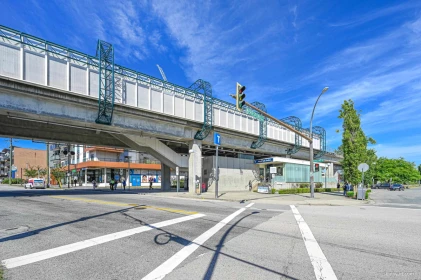 406 6968 Royal Oak Avenue, Burnaby, BC, Burnaby — Apartment/Condo for sale