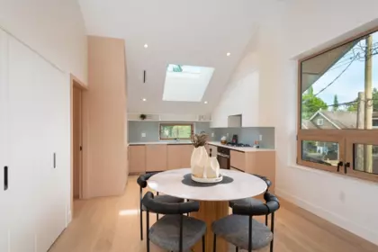 Breakfast Nook Photo of 3122 W 11th Avenue, Vancouver, BC
