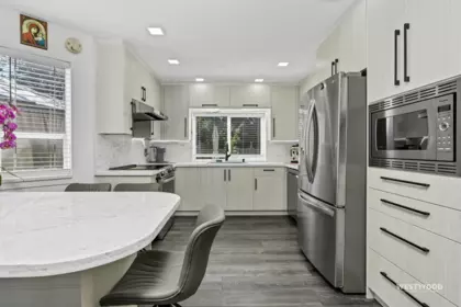 Pantry Photo of 1 19236 119 Avenue, Pitt Meadows, BC