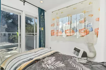Swimming Pool Photo of 1 19236 119 Avenue, Pitt Meadows, BC