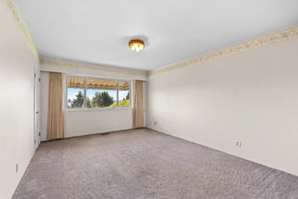 Bedroom 4 Photo of 1850 Rosebery Avenue, West Vancouver, BC