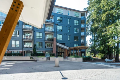 414 3438 146a Street, Surrey, BC, Surrey — Apartment/Condo for sale