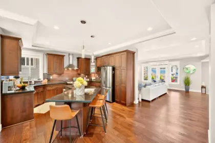 Kitchen Photo of 3401 Horizon Drive, Coquitlam, BC