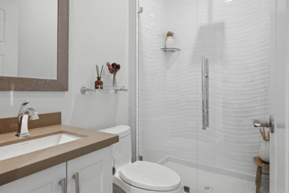 1820 Woodland Drive, Vancouver, BC, Vancouver — Half Duplex for sale