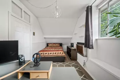 Loft / Bonus Room Photo of 20240 121 Avenue, Maple Ridge, BC