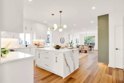 Kitchen Photo of 16487 20 Avenue, Surrey, BC
