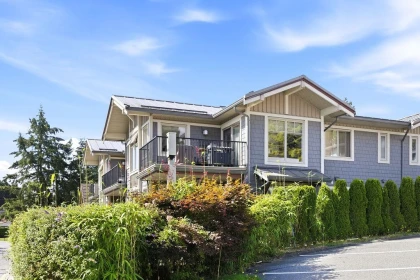 Backyard Photo of 201 414 Gower Point Road, Gibsons, BC