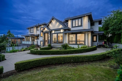 5876 Buckingham Avenue, Burnaby, BC, Burnaby — Single Family Residence for sale
