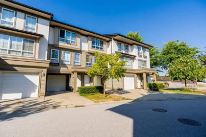 18 19505 68a Avenue, Surrey, BC, Surrey — Townhouse for sale