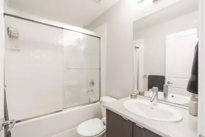 Laundry Room Photo of 18 19505 68a Avenue, Surrey, BC